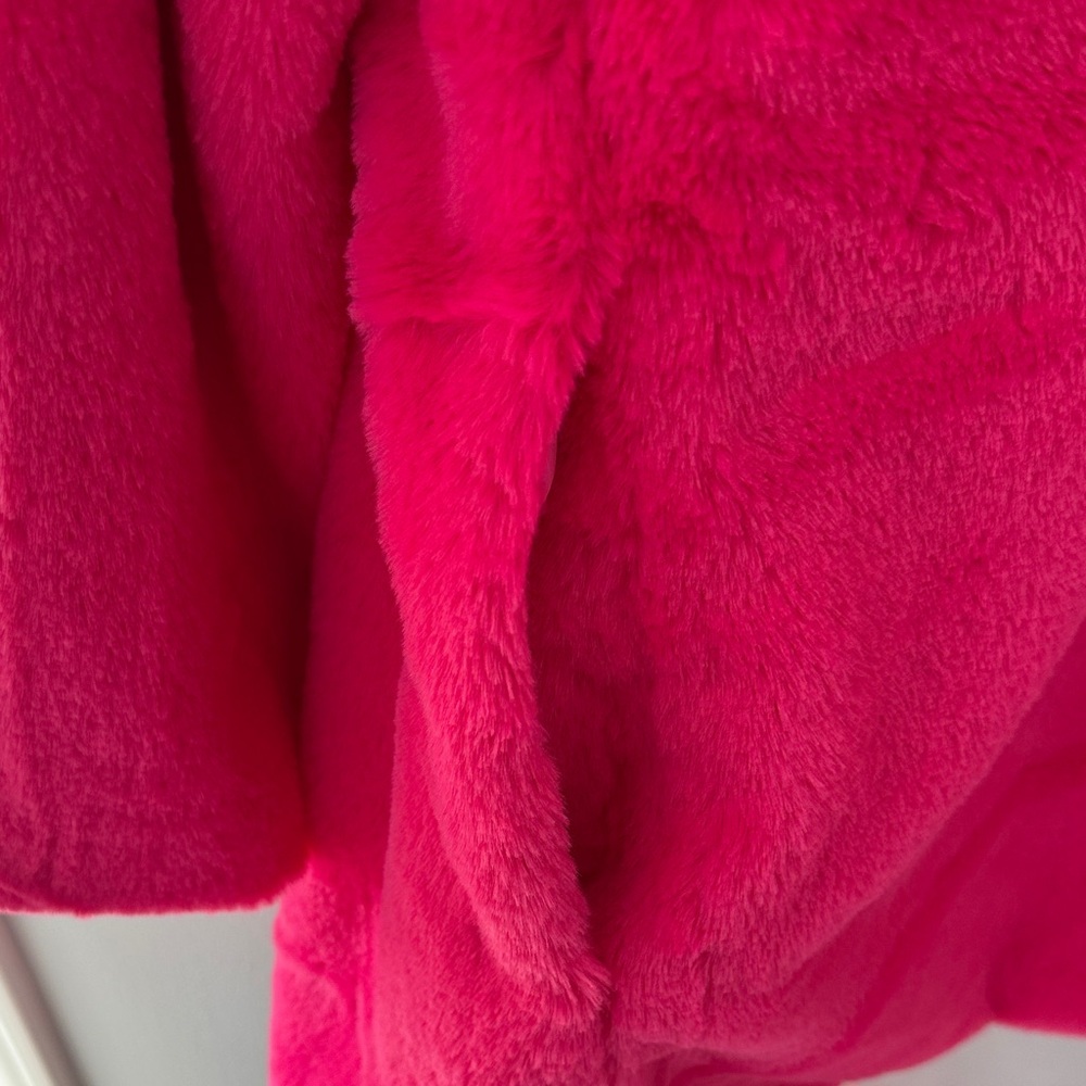 Love Tree Vibrant Pink Teddy Jacket - Picture 4 of 4